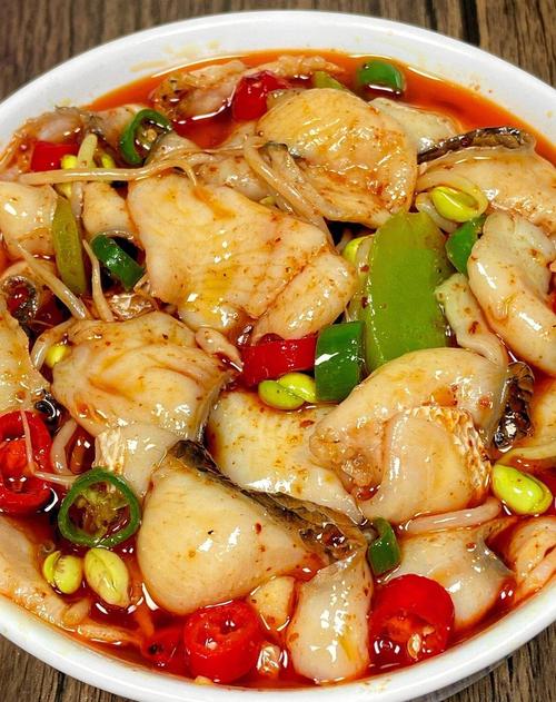 水煮花鰱魚做法_水煮鰱魚_傳統水煮魚選材技巧