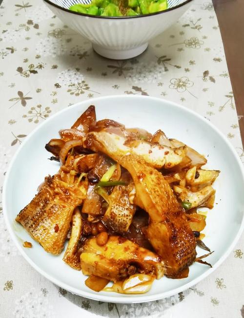 干燒鯉魚_干燒魚做法_干燒魚配菜