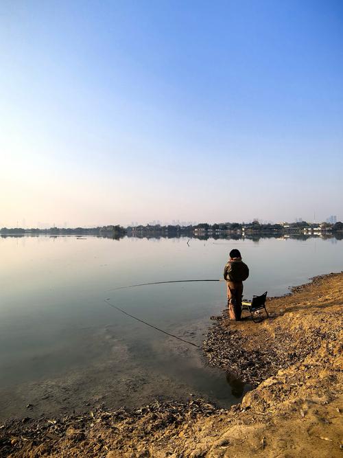 東西湖垂釣體驗_東西湖自然風光_東西湖那里能野釣