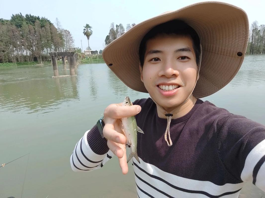 下午去釣魚真正過了釣魚癮_老釣魚人釣魚上癮_釣魚的魅力有多大