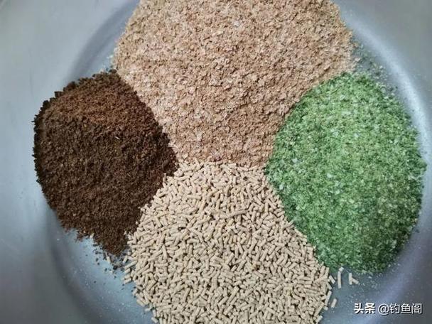 草魚麩皮窩料制作技巧_魚塘釣草魚用什么餌最佳_釣草魚麩皮使用方法