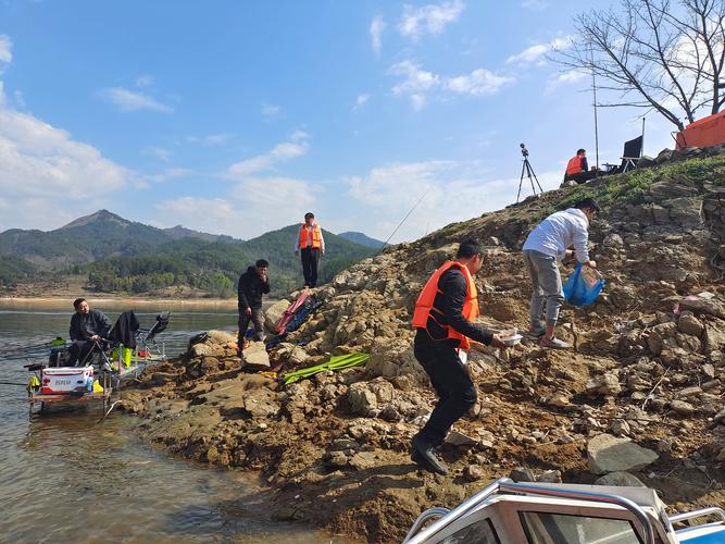 花亭湖垂釣區管理_花亭湖釣魚_花亭湖垂釣證辦理規定