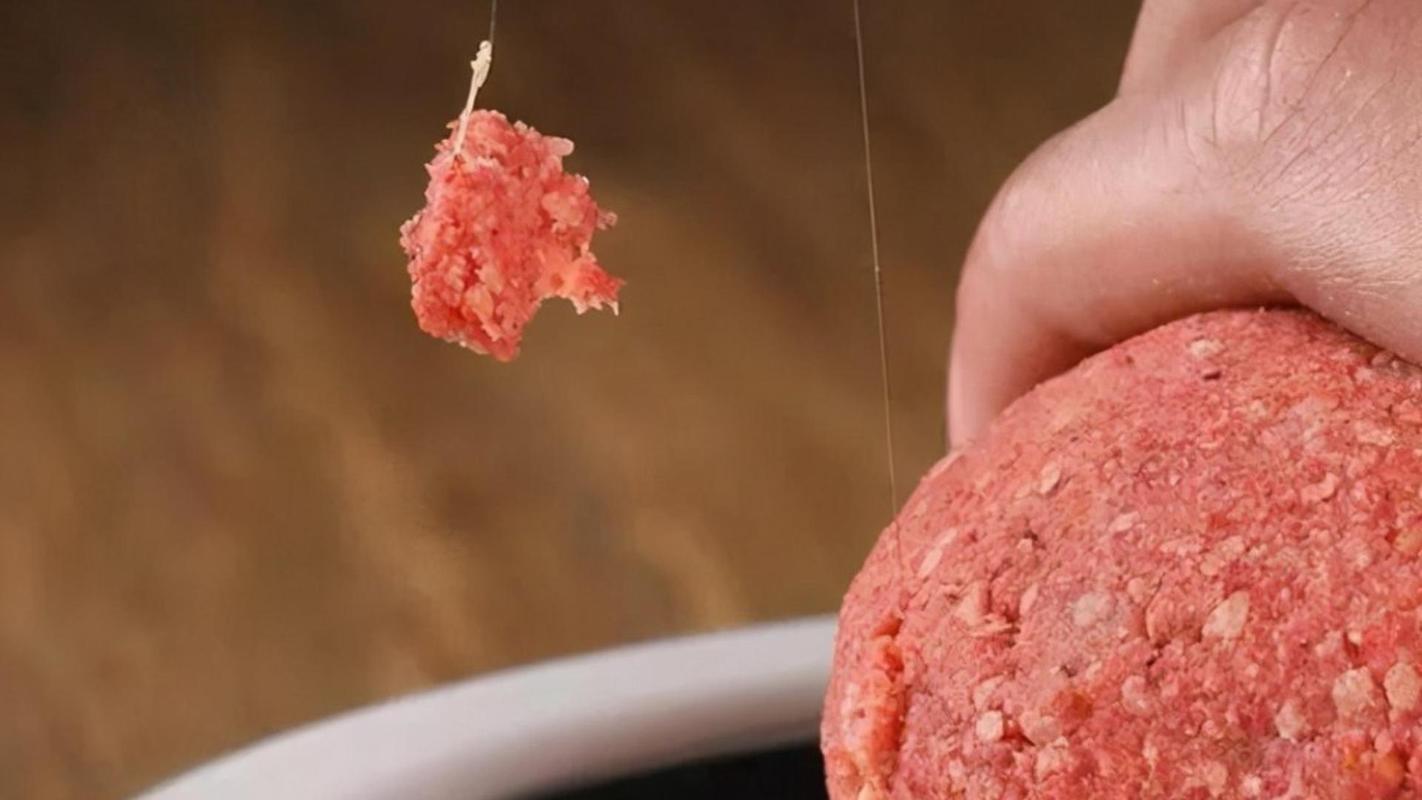 搓餌技巧_釣魚搓餌技巧視頻教程_拉餌運用