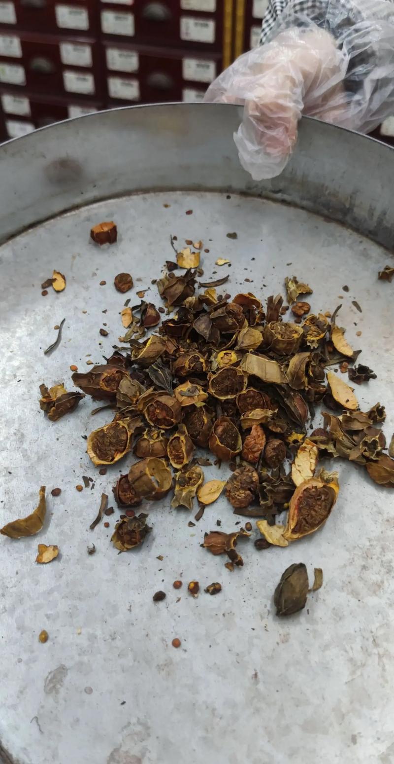 釣魚藥酒中藥最佳配方_山奈丁香木香細辛餌料配方_釣魚藥酒藥材配方