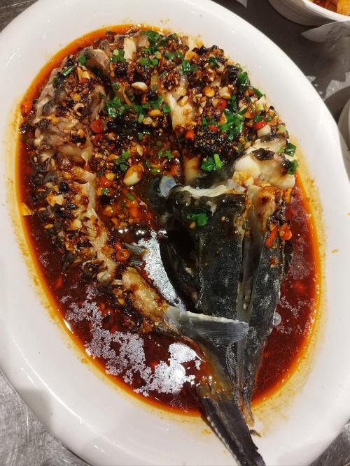 中華鱘家常做法_紅燒鱘魚食譜_最簡單的紅燒鱘魚