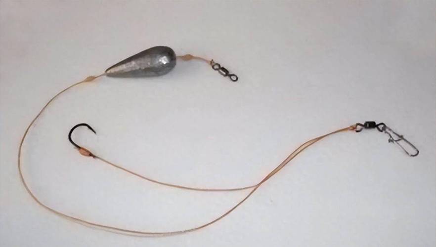 海竿釣草魚用什么餌料_海竿釣草魚用什么鉤_海竿串鉤釣草魚餌料