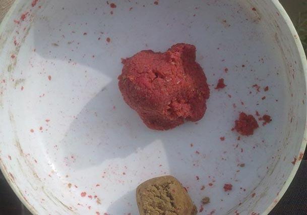 自制餌料原料選擇_面食_面餌的制作與掛鉤_餌料制作技巧