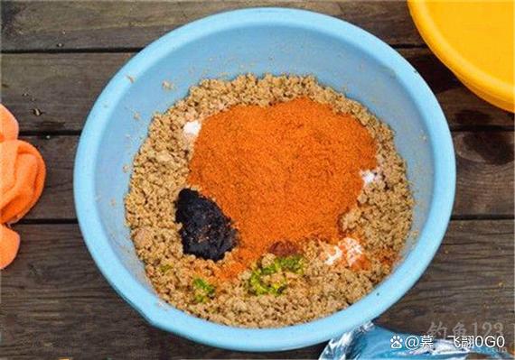 草魚餌料制作方法大全_草魚餌料技巧_桑葚枸杞釣草魚