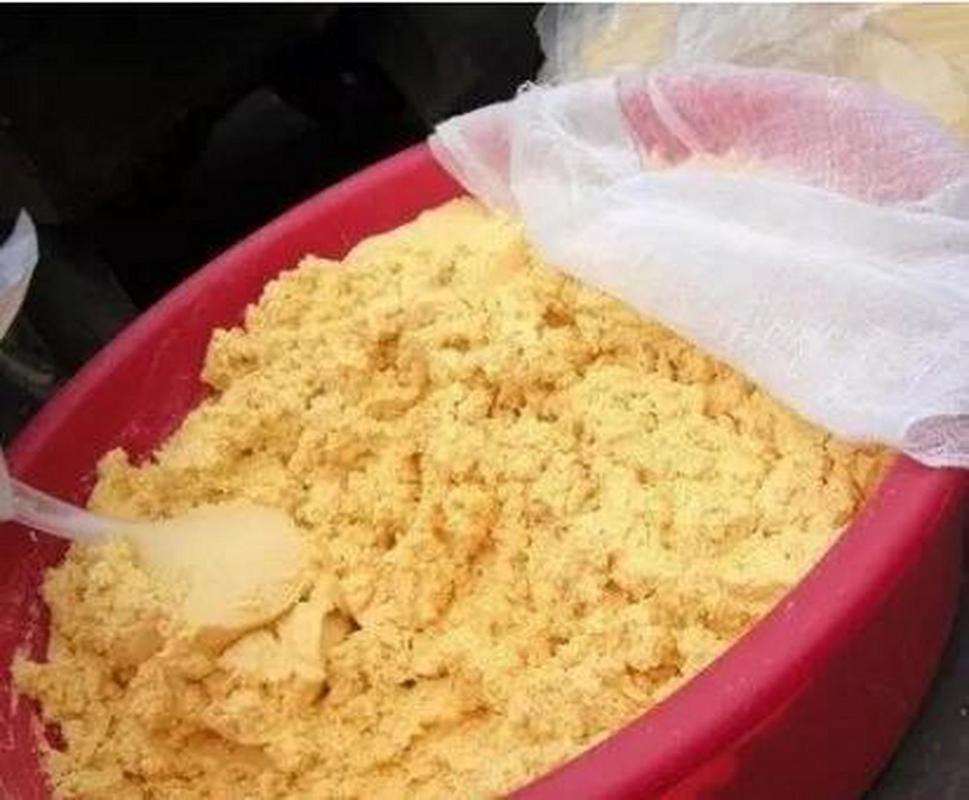 草魚窩料及搭配_農村草魚餌料制作方法_夏季垂釣草魚