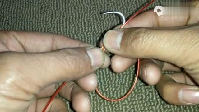 綁魚鉤最牢固方法圖解_釣魚切線綁法圖解_魚鉤綁法防跑魚技巧