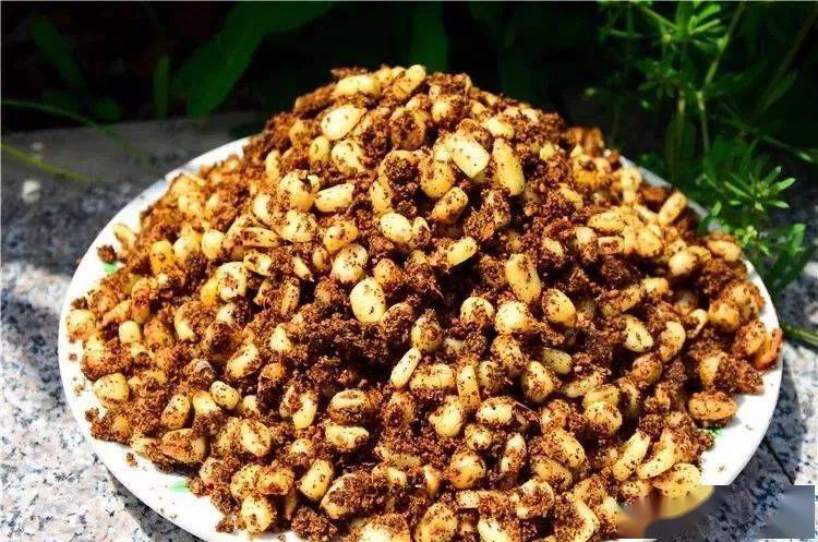 草魚餌料自制視頻_自制餌料釣草魚_發酵餌料釣草魚