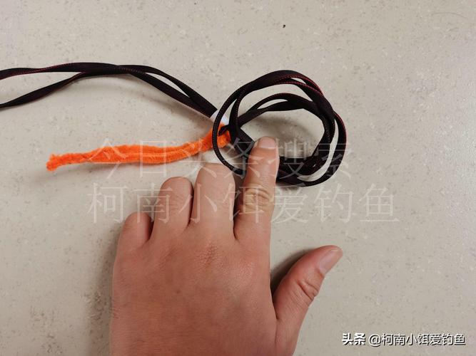 主線頭打結方法圖解_釣魚主線打結方法_魚竿主線頂端綁法