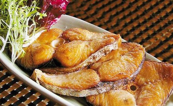 草魚怎么做_草魚做法_草魚做酸菜魚好吃嗎