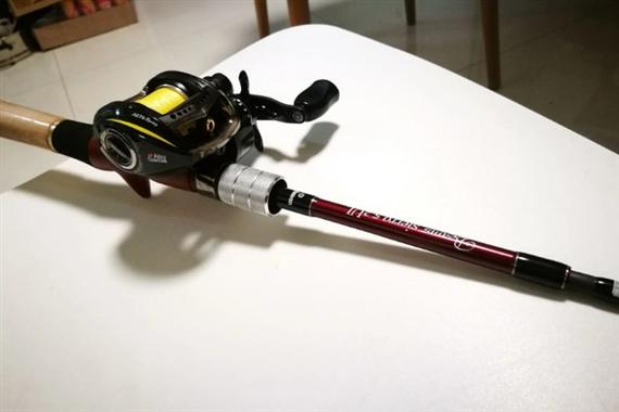 路亞魚線選擇技巧_PE線尼龍線碳線區別_2.0的pe線能釣多大的魚