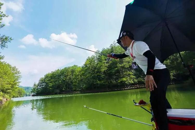 外圓磨床加工價格_垂釣學院湖北_黃鶴樓作者生平簡介