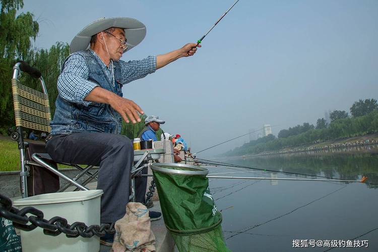 釣魚視頻野釣實戰_民間釣魚高手特征_獨來獨往釣魚習慣