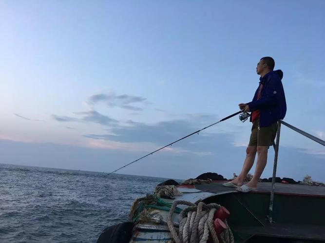 海釣愛好者分享釣魚經驗_海釣視頻大全集_女釣友如何享受海釣樂趣