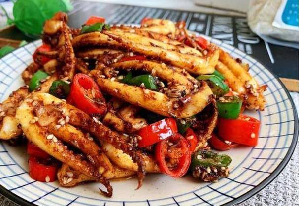 韭菜炒魷魚食譜_魷魚白灼做法_魷魚怎么做好吃