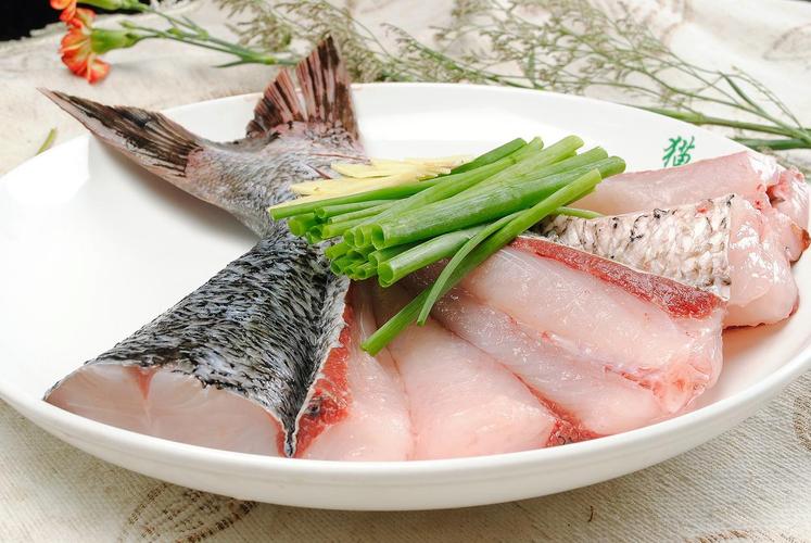 鮰魚是什么檔次的魚_鮰魚與鱸魚口感對比_鮰魚鱸魚烹飪方法大全