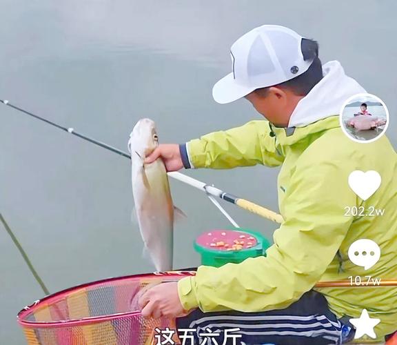 玉米粒釣魚用什么打窩_翹嘴魚釣玉米_玉米釣翹嘴技巧