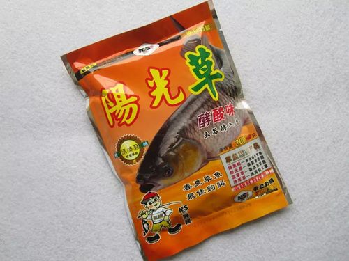 草魚餌料顆粒老牌子_草魚餌料選擇技巧_釣草魚用什么餌料好