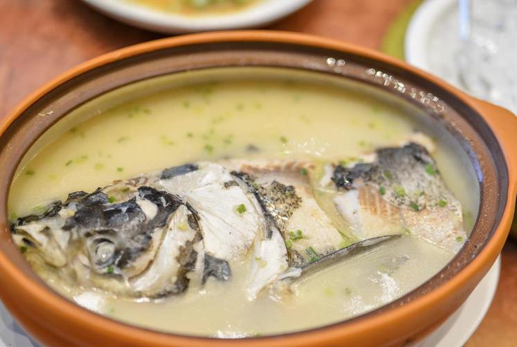 天目湖魚頭_天目湖砂鍋魚頭加盟優勢_天目湖砂鍋魚頭加盟品牌介紹