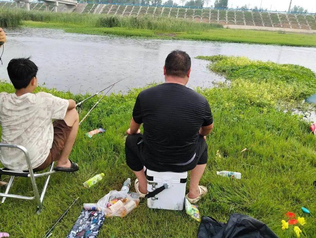 冬天野釣技巧_釣魚視頻 野釣_冬季釣魚鐵律
