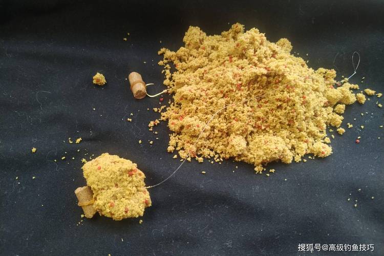 專攻黑坑鯉魚餌料配方_黑坑鯉魚餌料與釣法_黑坑釣鯉魚技巧