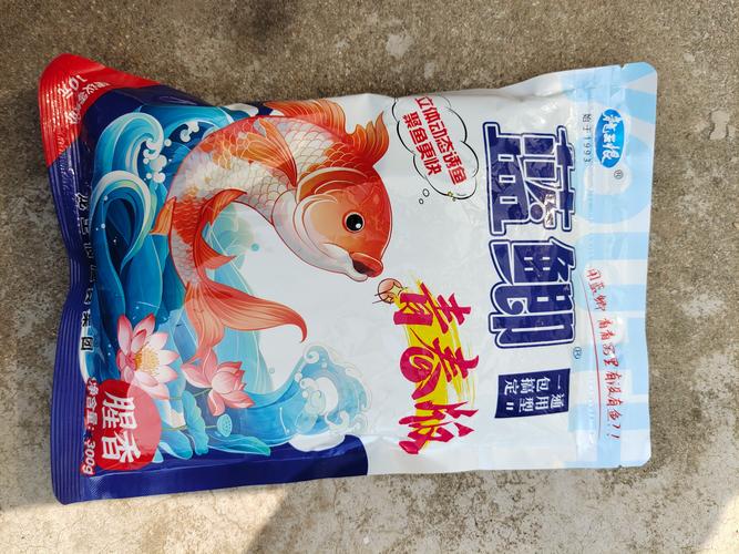 釣魚餌料選擇_蚯蚓紅蟲玉米餌料_草魚餌料品牌大全