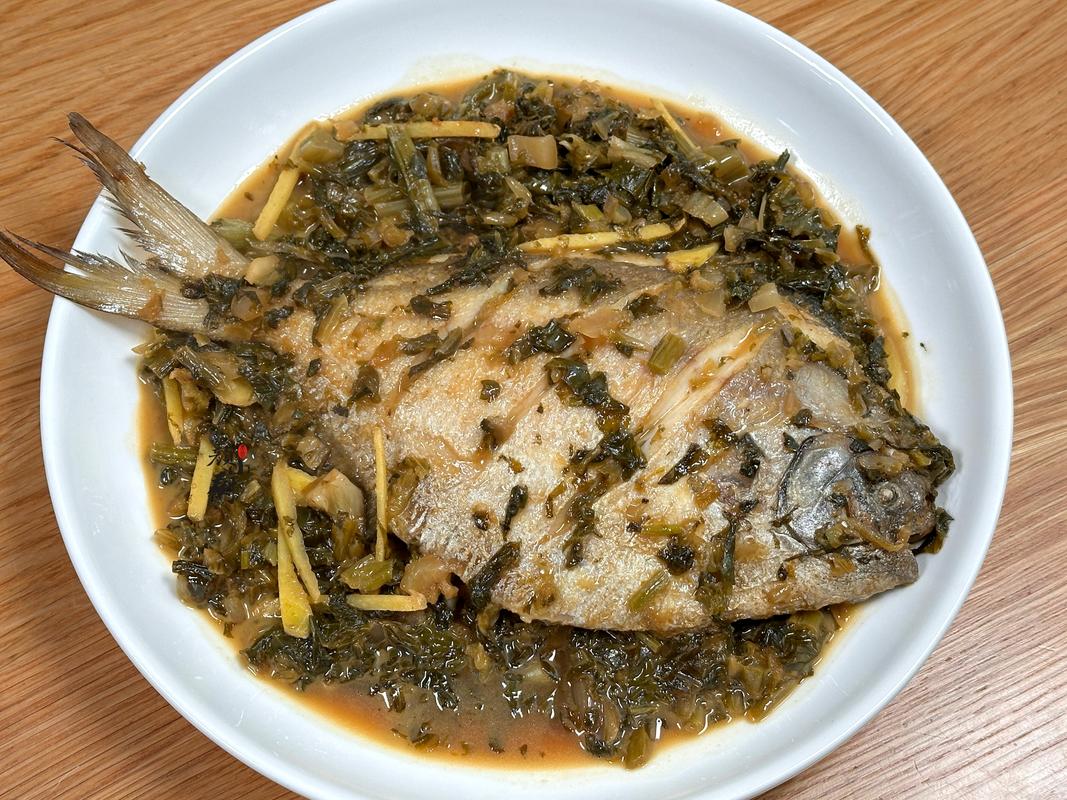 燉魚加黃豆醬_黃豆醬燉魚去腥技巧_家常燉魚的家常做法