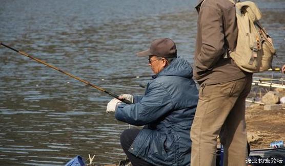 臥龍城釣魚攻略_御龍在天釣魚技巧_御龍在天 怎么釣魚