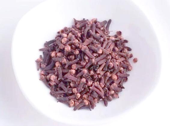丁香油釣魚_香油和丁香怎么釣魚用_釣魚丁香油的用法
