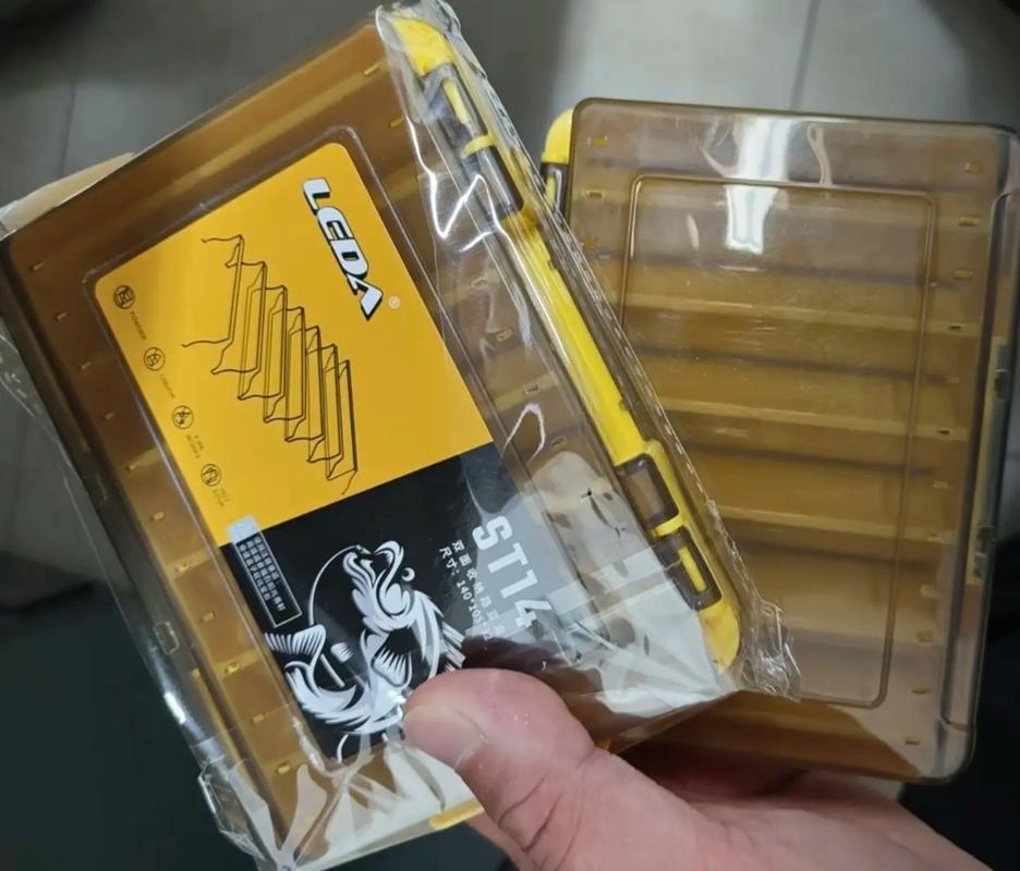 收納裝備漁具圖片_漁具裝備收納_漁具收納箱