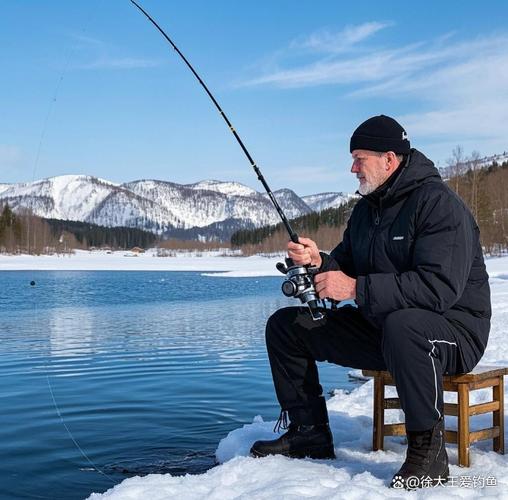 冬天釣魚天氣選擇_北方冬天釣魚技巧_冬季釣魚釣位選擇技巧