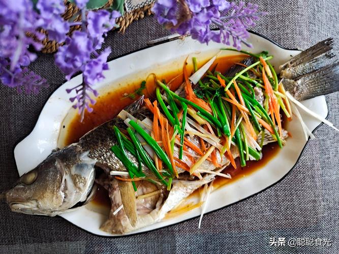 清蒸鱘魚的正確方法_清蒸鱘魚的做法和步驟_清蒸鱘魚