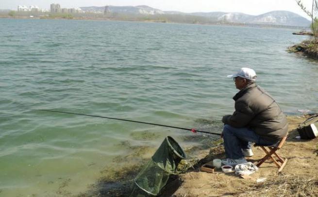 三九天外出釣魚，怎樣才能魚獲滿滿？主要還是看時機