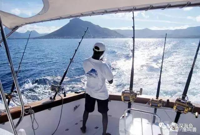 磯釣、筏釣、灘釣等不同類型的海釣，它們常見的裝備是怎么樣的？