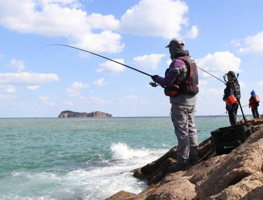 越來越多人青睞海釣，釣魚的旅行之旅，海釣安全可能殃及生命